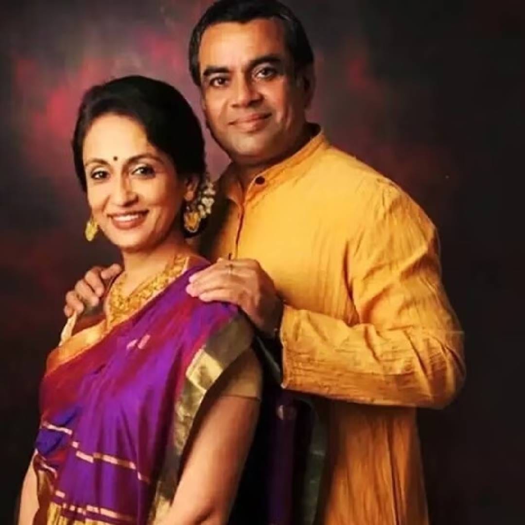 परेश रावल यांची पत्नी दुसरी-तिसरी कोणी नसून प्रसिद्ध अभिनेत्री स्वरुप संपत आहे. एकेकाळी त्या बॉलिवूड इंडस्ट्रीतील प्रसिद्ध अभिनेत्री होत्या. स्वरुप यांनी 'मिस इंडिया'चाही किताब जिंकला होता. 1979 मध्ये त्यांनी 'मिस इंडिया'चा मुकूट आपल्या नावे करून चित्रपट आणि टीव्ही इंडस्ट्रीत काम करण्यास सुरुवात केली होती.