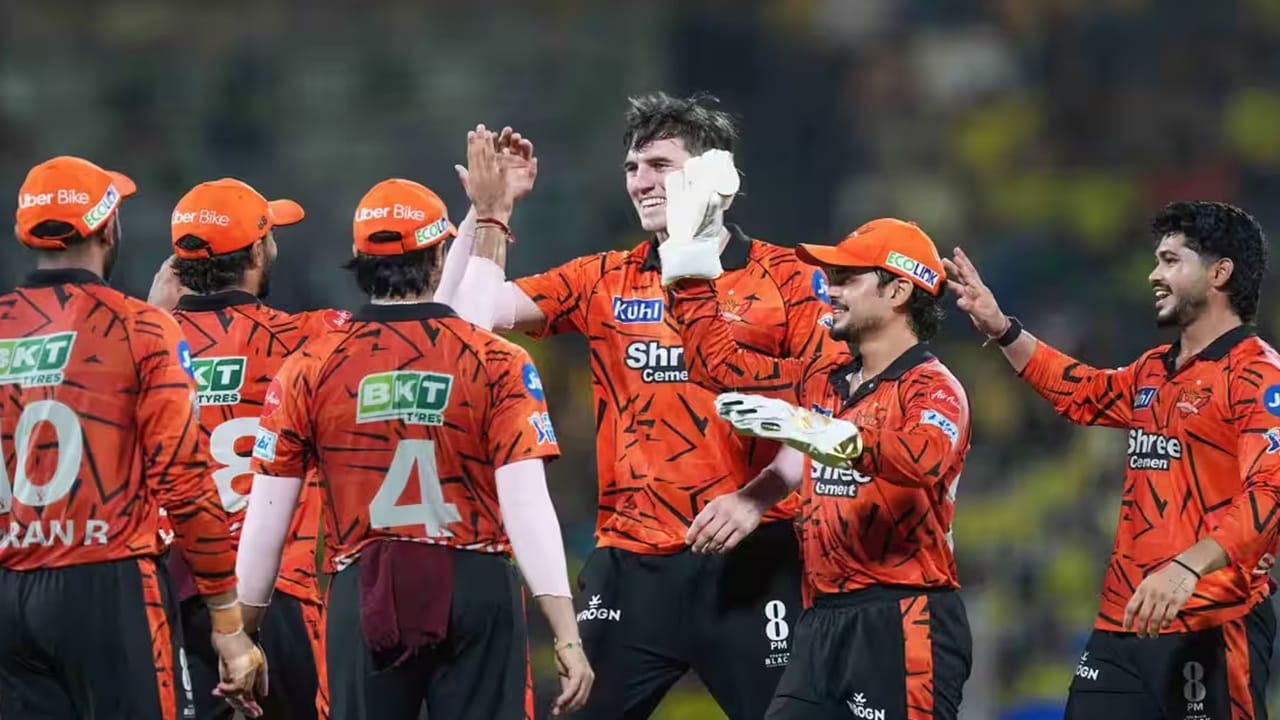 IPL 2026 Points Table : प्लेऑफसाठी 3 संघ निश्चित, आता एका जागेसाठी तिघांमध्ये चुरस IPL 2026 Points Table : प्लेऑफसाठी 3 संघ निश्चित, आता एका जागेसाठी तिघांमध्ये चुरस