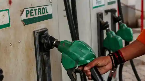 सर्वसामान्यांना मोठा दणका! LPG गॅसनंतर आता पेट्रोल-डिझेलच्या किमती वाढणार? अहवालाने खळबळ