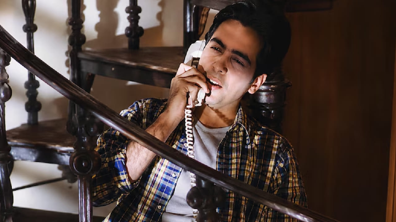 आजच्या डिजिटल आणि इंटरनेटच्या युगातही या गाण्याची क्रेझ अजिबात कमी झालेली नाही. जुन्या पिढीसाठी हे गाणे त्यांच्या आठवणी, पहिल्या प्रेमाच्या भावना आणि सुंदर क्षण पुन्हा जागवणारे ठरते तर नव्या पिढीलाही त्याची रोमँटिक फील प्रचंड आवडते. त्यामुळे हे गाणे आजही अनेकांच्या प्लेलिस्टचा महत्त्वाचा भाग आहे.