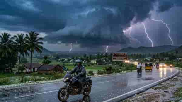 IMD Rain Alert : 70-80 किमी वेगाने वादळी वारे वाहणार, या राज्यांना पाऊस झोडपणार; महाराष्ट्रातही अलर्ट जारी