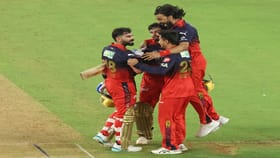 कॅप्टन रजतची ऐतिहासिक कामगिरी, धोनी-रोहितच्या विक्रमाची बरोबरी.