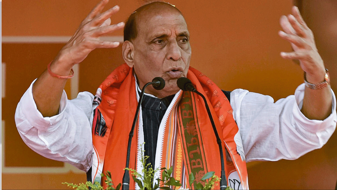 मोठी अपडेट! NEET पेपरफुटी प्रकरणी राजनाथ सिंह यांच्या निवासस्थानी उच्चस्तरीय बैठक, बड्या नेत्यांची उपस्थिती