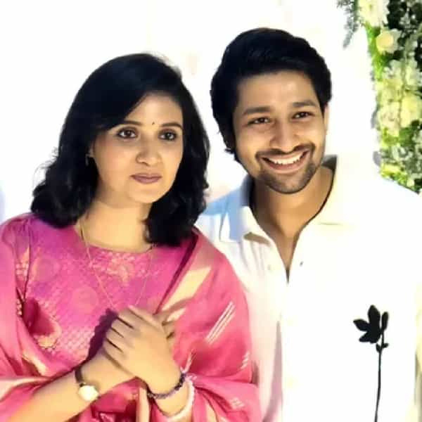 नागराज मंजुळे दिग्दर्शित 'सैराट' हा चित्रपट प्रदर्शित होऊन दहा वर्षे झाली तरी आजही तो प्रेक्षकांच्या सर्वांत आवडत्या चित्रपटांपैकी एक आहे. यामधील आर्ची आणि परश्या आता मोठे झाले असून आजही जेव्हा हे दोघं एकत्र येतात, तेव्हा कमेंट्स आणि लाइक्सचा पाऊस पडतो.