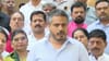 पीडित कुटुंबियांची रोहित पवार यांच्याकडून भेट, थेट म्हटले, अध्यक्ष...