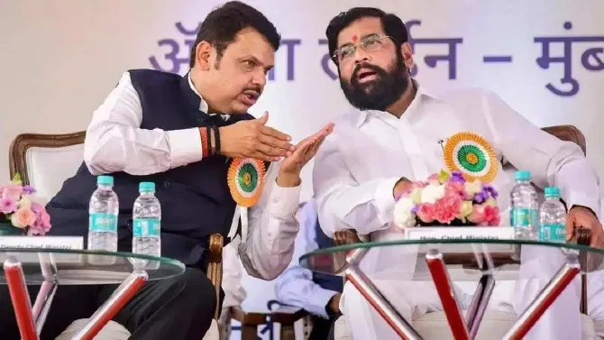महायुतीच्या गोटातून मोठी बातमी, एकाच जागेवर दोन पक्षांचा दावा...