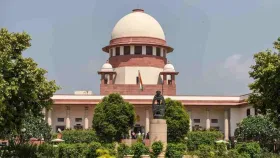 कोर्टाचा CBSEच्या दोन प्रादेशिक भाषांच्या सक्तीवर स्थगिती देण्यास नकार.