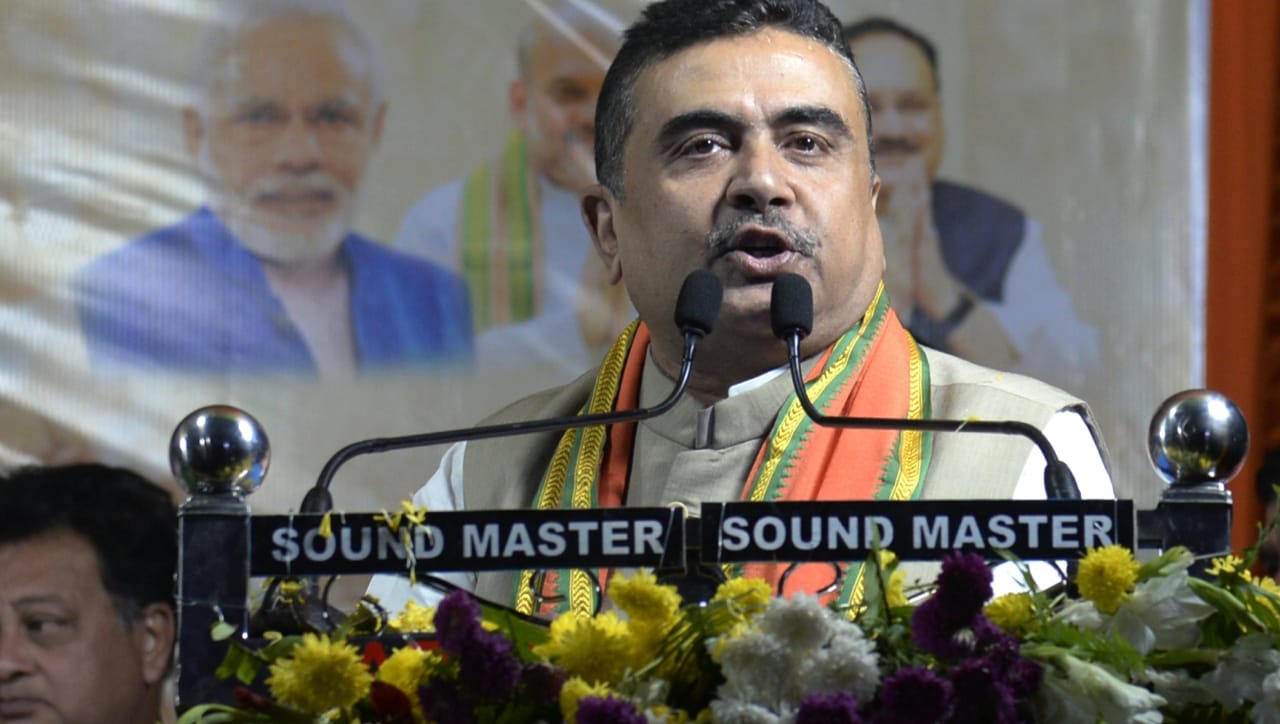 भवानीपूरसोबतच सुवेंदू अधिकारी यांनी नंदीग्राम मतदारसंघातही आपला गड राखला आहे. त्यांनी तृणमूल काँग्रेसच्या पवित्र कार यांचा ९,६६५ मतांनी पराभव करत नंदीग्रामवर आपली पकड कायम असल्याचे दाखवून दिले.