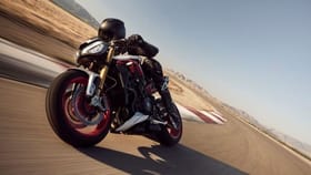 शक्तिशाली Triumph Street Triple 765 RX बाइक भारतात लाँच, पाहा किंमत ?.