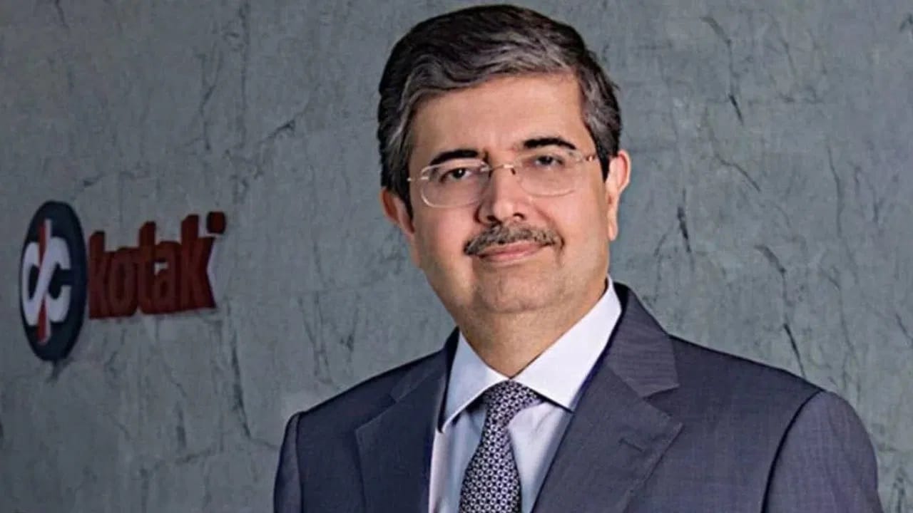 Uday Kotak :  देश धोक्याच्या उंबरठ्यावर, WFH व्हायला हवं की नको? उदय कोटक याचं सूचक वक्तव्य