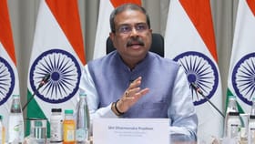 नीट परीक्षेत मोठे बदल, केंद्रीय शिक्षण मंत्र्यांची घोषणा, थेट...