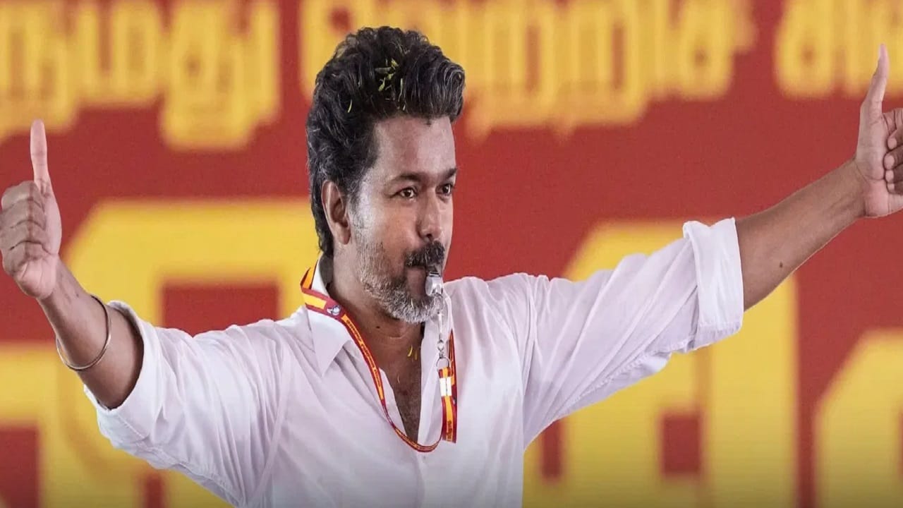 TVK Vijay : ‘मी मुख्यमंत्री झालो तर…’, थलपती विजय यांनी राजकारणात येण्यापूर्वी दिलेलं वचन केलं पूर्ण