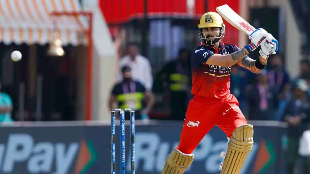 विराट कोहलीने या पर्वात 164.4 च्या स्ट्राईक रनेटने 600हून अधिक धावा केल्या आहेत. विराट कोहलीचा स्ट्राईक रेट टॉपला असलेल्या साई सुदर्शन, शुबमन गिल आणि हेनरिक क्लासेनपेक्षा चांगला आहे. (Photo: IPL/BCCI)