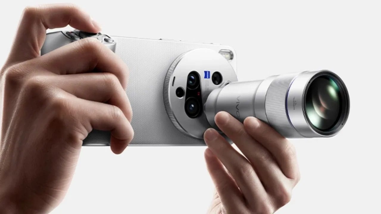 भारतात Vivo X300 Ultra आणि Vivo X300 FE ची विक्री मोठ्या सवलतींसह सुरू भारतात Vivo X300 Ultra आणि Vivo X300 FE ची विक्री मोठ्या सवलतींसह सुरू