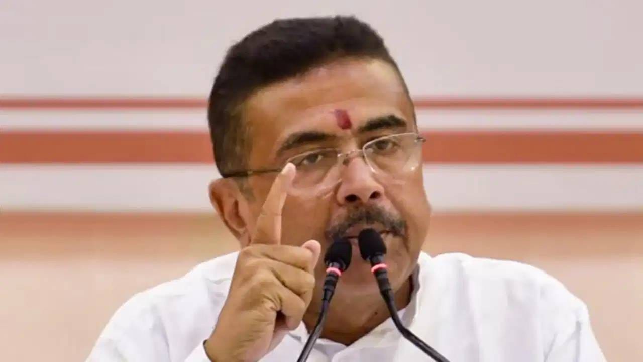 Suvendu Adhikari : ..तर माझ्याइतकं वाईट कोणी नसेल, मुस्लिम बहुल वस्तीत जे घडलं त्यानंतर मुख्यमंत्री अधिकारी यांची डायरेक्ट वॉर्निंग Suvendu Adhikari : ..तर माझ्याइतकं वाईट कोणी नसेल, मुस्लिम बहुल वस्तीत जे घडलं त्यानंतर मुख्यमंत्री अधिकारी यांची डायरेक्ट वॉर्निंग
