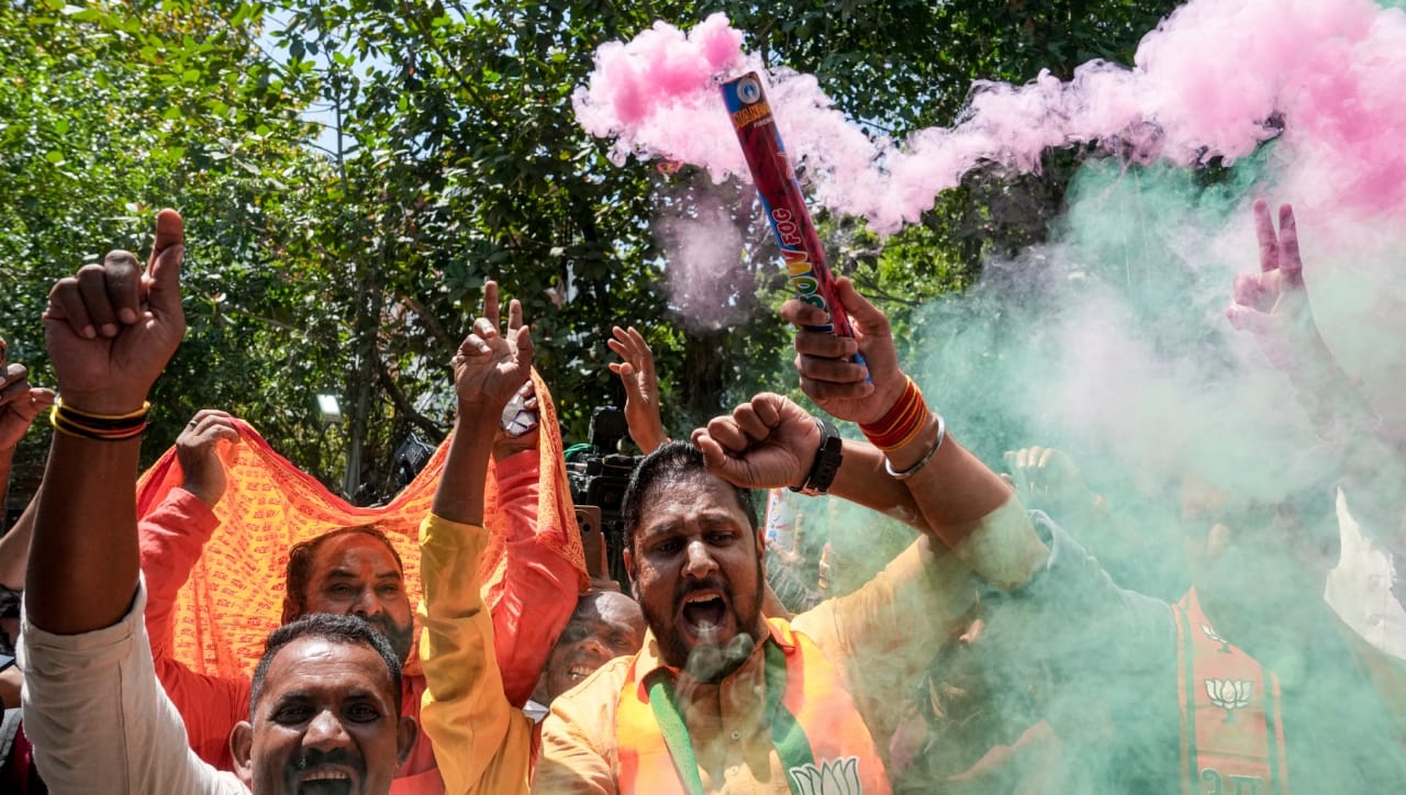 देशभरातील पश्चिम बंगाल, तामिळनाडू, आसाम, केरळ आणि पुद्दुचेरी विधानसभा निवडणुकांचे निकाल आज स्पष्ट होत आहेत. या निकालांनंतर अनेक नवे चेहरे विधानसभेत पाऊल ठेवणार आहेत.