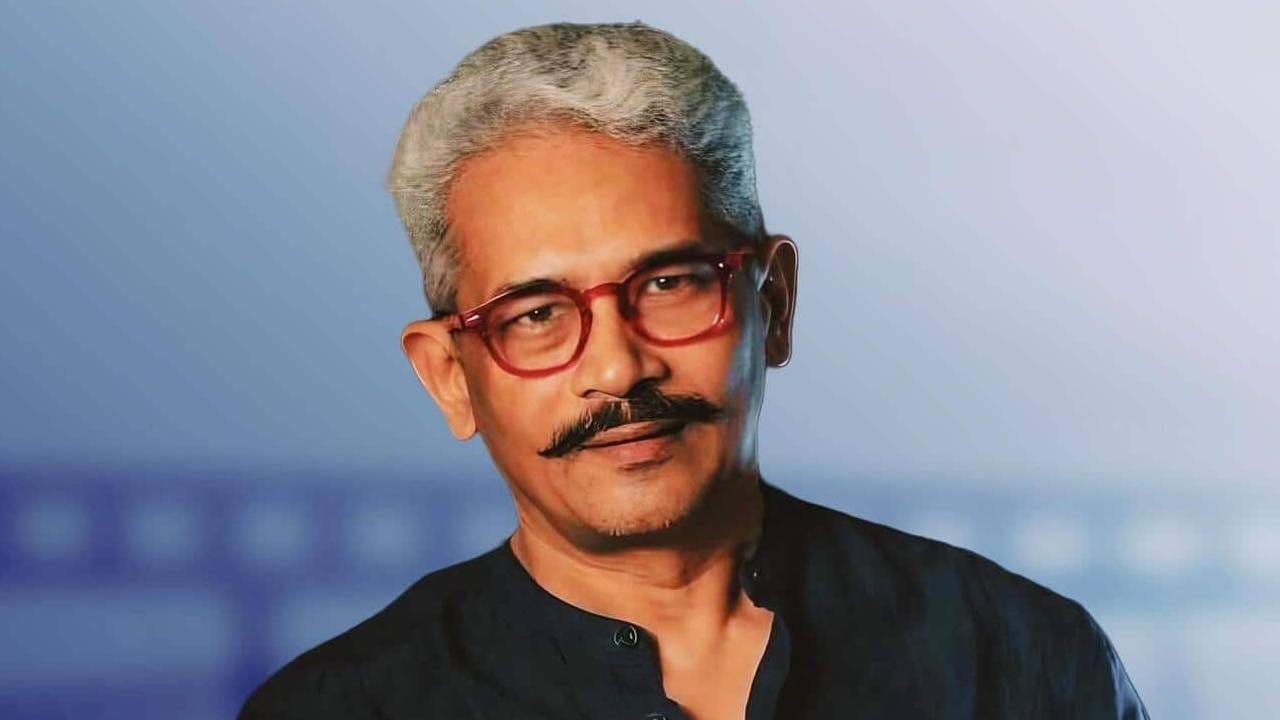शरीर नक्की किती फणफणलंय ते कळतं..; कॉक्रोच जनता पार्टीवरून अतुल कुलकर्णींचा सरकारला टोला शरीर नक्की किती फणफणलंय ते कळतं..; कॉक्रोच जनता पार्टीवरून अतुल कुलकर्णींचा सरकारला टोला