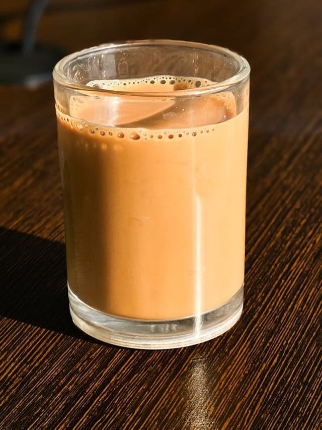 भारताच्या कोणत्या राज्याला चहाची जागतिक राजधानी म्हणतात ?