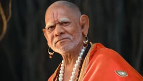 थिएटरमध्ये स्वामींचा जयजयकार; वीकेंडला 'देऊळ बंद 2'ची दुप्पट कमाई.