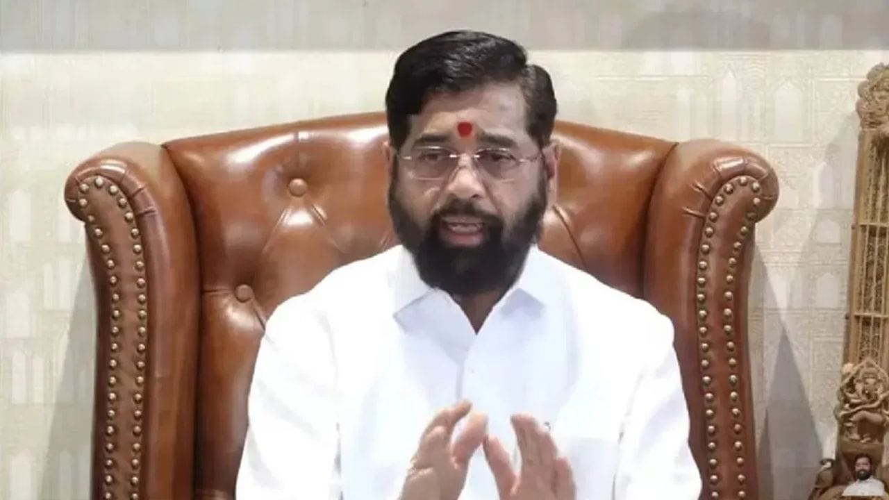 मोठी बातमी! एकनाथ शिंदेंचा मोठा अपघात टळला, वादळात अडकलं हेलिकॉप्टर