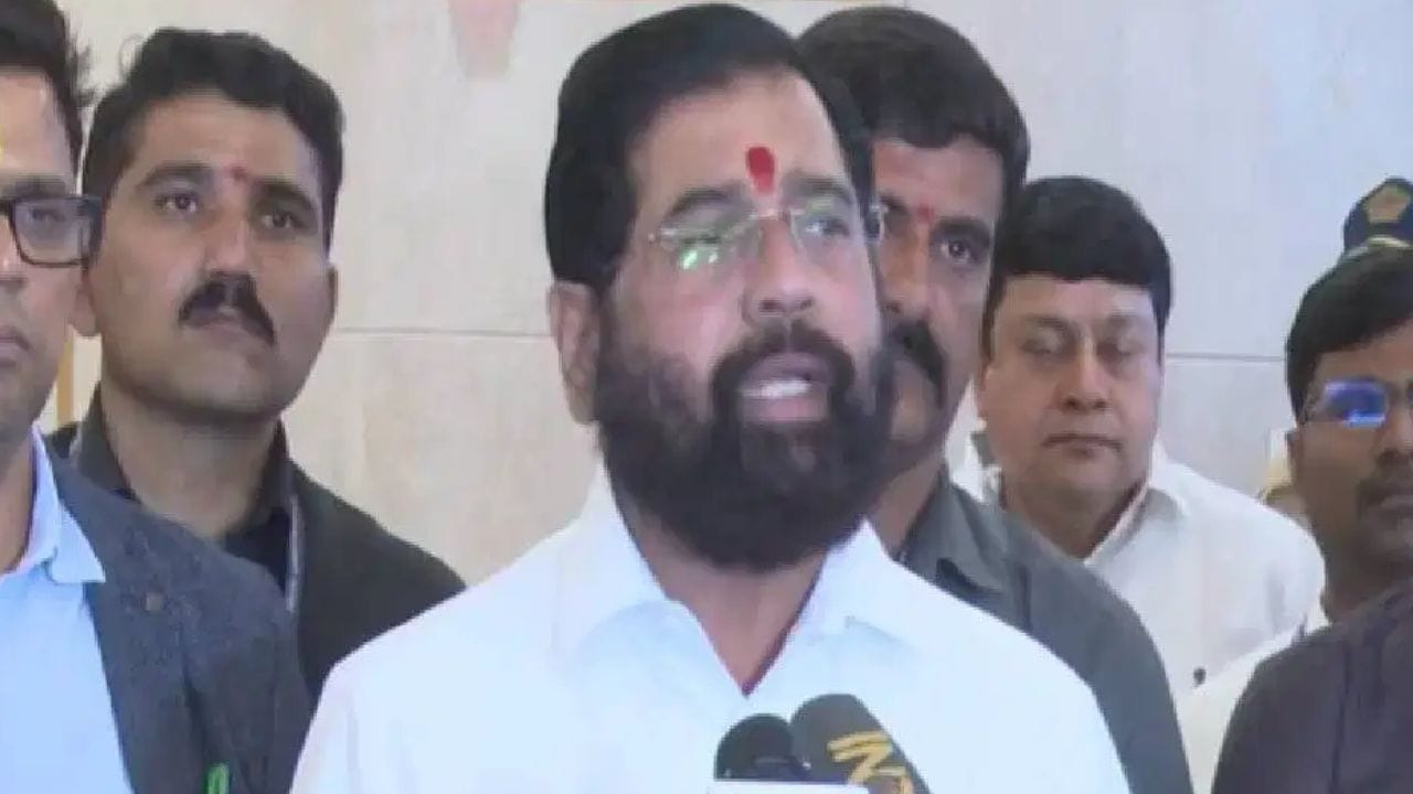 मोठी बातमी! राष्ट्रवादीचा बडा नेता शिंदेंच्या गळाला, शिवसेनेत मोठा पक्षप्रवेश, राज्याच्या राजकारणात मोठ्या घडामोडी मोठी बातमी! राष्ट्रवादीचा बडा नेता शिंदेंच्या गळाला, शिवसेनेत मोठा पक्षप्रवेश, राज्याच्या राजकारणात मोठ्या घडामोडी