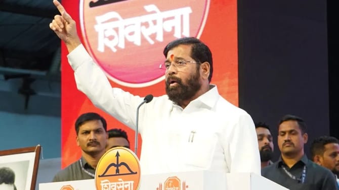 विधान परिषद जागा वाटपाचा तिढा कायम असतानाच शिवसेनेचा भाजपला मोठा धक्का