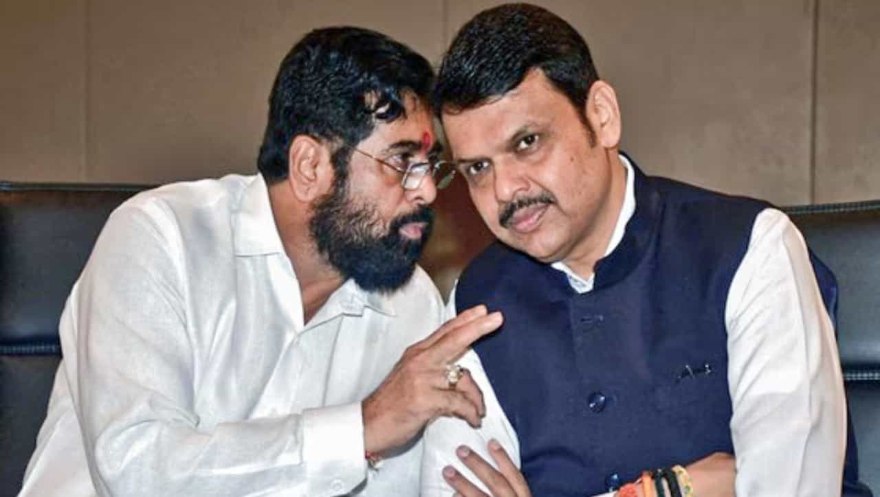विधानपरिषदच्या जागावाटपात मिठाचा खडा, दिल्लीवारीनंतरही शिंदे-फडणवीस त्या जागेवर ठाम, काय घडणार?