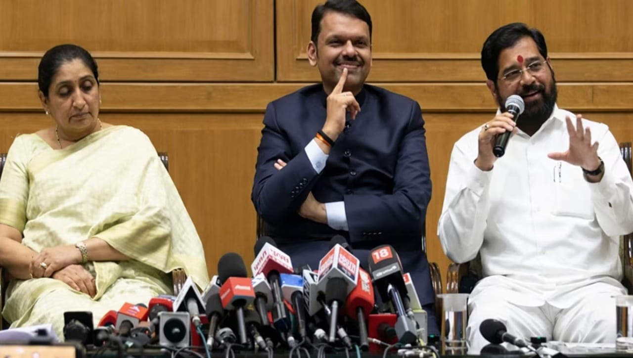 विधान परिषदेची निवडणूक जाहीर होताच महायुतीत मिठाचा खडा, भाजप, शिवसेना, राष्ट्रवादीकडून किती जागांची मागणी?