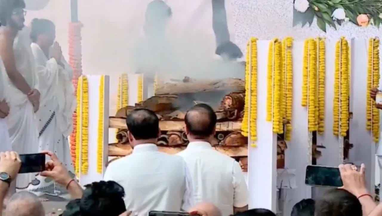 ( डिस्क्लेमर : वरील माहिती उपलब्ध स्रोतावरून देण्यात आलेली आहे. याच्या तथ्यांबद्दल आम्ही कुठलाही दावा करीत नाही, तसेच अंधश्रद्धेला दुजोरा देत नाही)