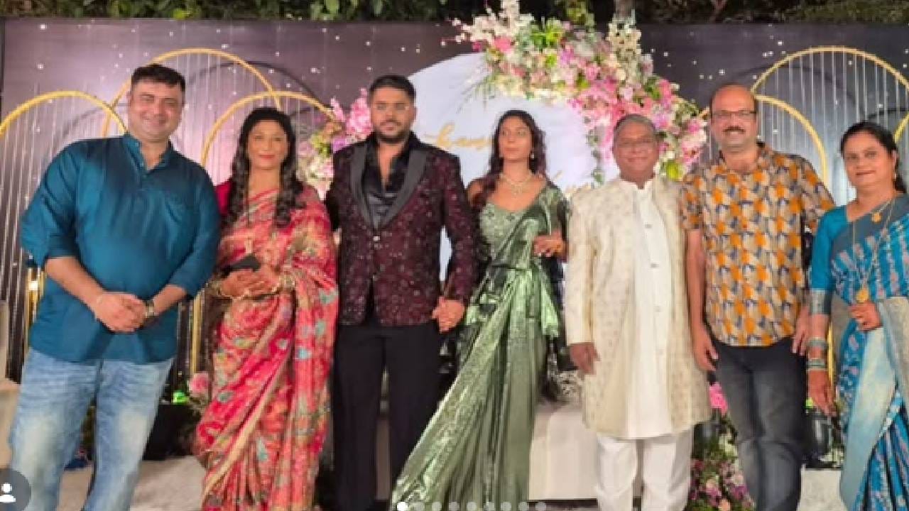 वाडकर कुटुंब तसेच  मित्रमंडळी आणि मनोरंजन विश्वातील कलाकारांच्या उपस्थितीत स्वामिनी आणि वरूण हे लग्नबंधनात अडकले. मोठ्या उत्साहात हा सोहळा पार पडला. अनेक सेलिब्रिटींनीही या लग्नाला उपस्थिती लावली. तसेच सोशल मीडियावरही या विवाहाचे फोटो शेअर करण्यात आले होते. 