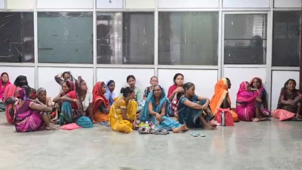 लाडकी बहीण योजनेबाबतची मोठी अपडेट... अपात्र ठरल्या, सखोल चौकशी होणार