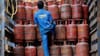 1 जूनपासून LPG सिलिंडरच्या नियमात मोठे बदल, सामान्यांवर परिणाम काय?.