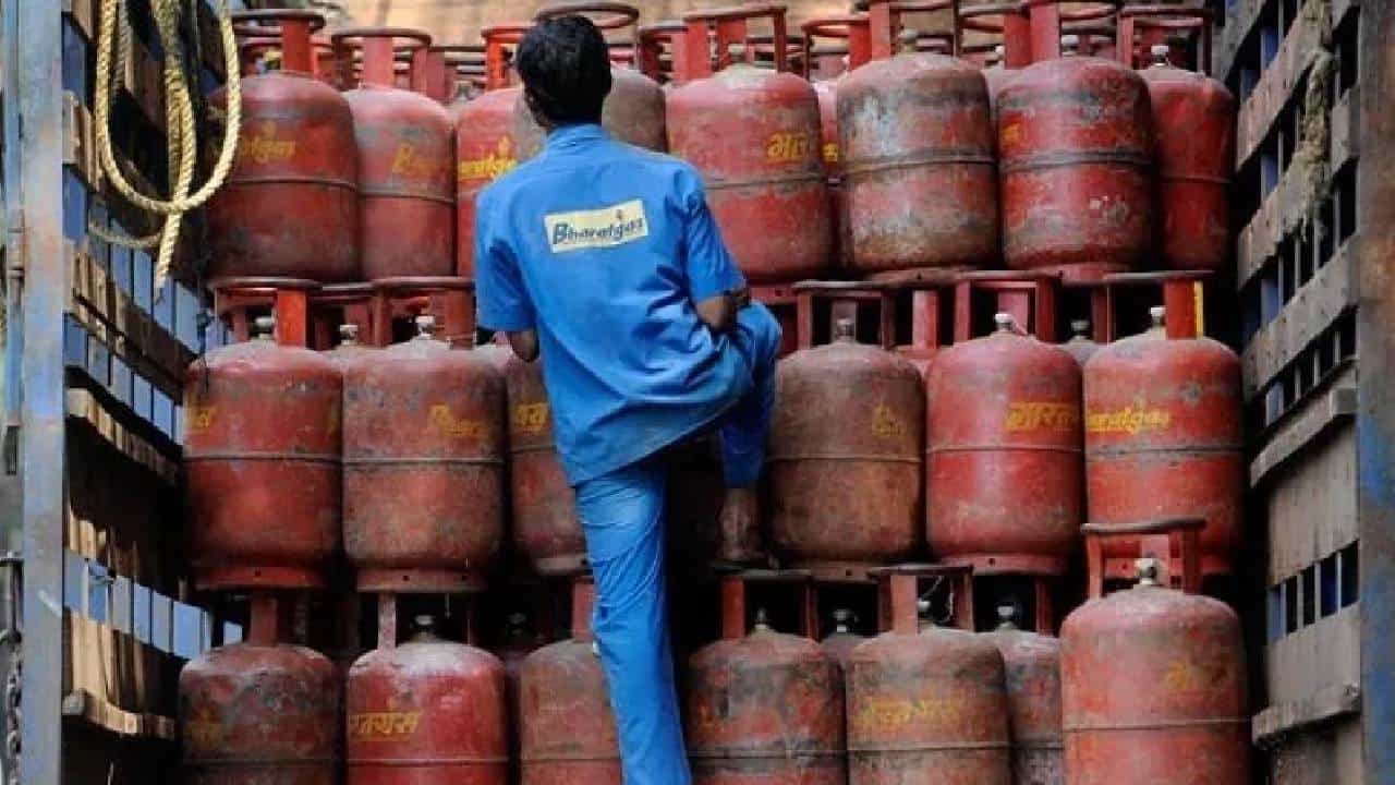 LPG Rules : 1 जूनपासून LPG सिलिंडरच्या नियमात मोठे बदल, सामान्यांवर परिणाम काय? वाचा नवे नियम काय?