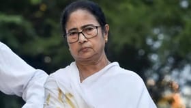 ममता बँनर्जींना धक्का! 45 आमदारांनी थेट... पराभवानंतर पक्षात फूट?.