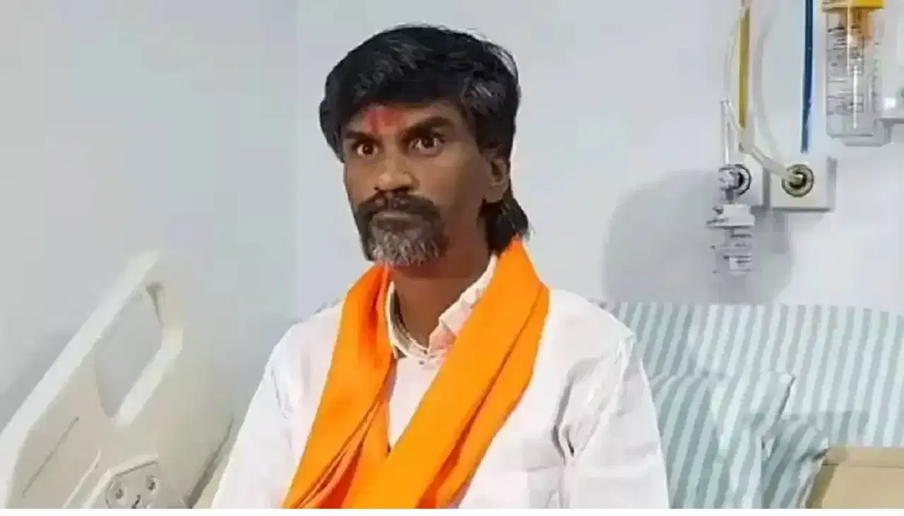 Manoj Jarange: मंडप नाही, सावली नाही... रखरखत्या उन्हात बसणार, उष्माघाताने मेलो तर सरकारच जबाबदार... मनोज जरांगेंचा निर्वाणीचा इशारा Manoj Jarange: मंडप नाही, सावली नाही... रखरखत्या उन्हात बसणार, उष्माघाताने मेलो तर सरकारच जबाबदार... मनोज जरांगेंचा निर्वाणीचा इशारा