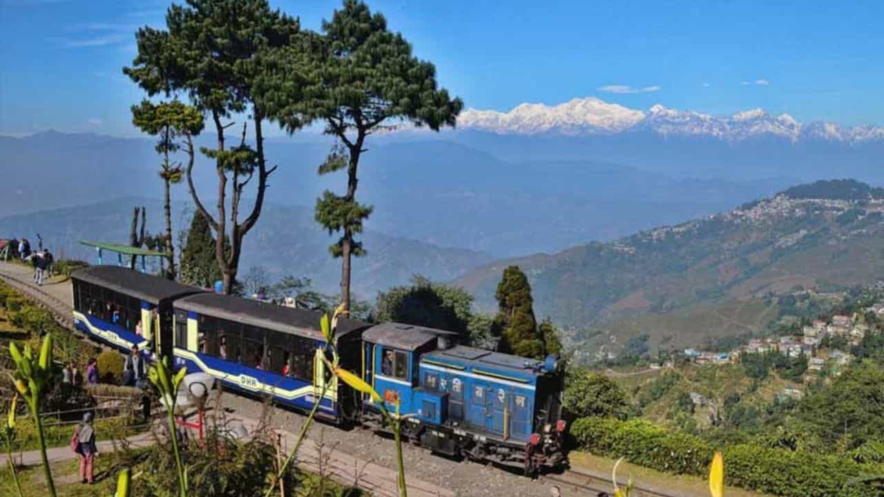 उन्हाळ्यातही मिळेल थंडावा,नॉर्थ ईस्टच्या या ७ सुंदर हील स्टेशनवर फिरुन या....