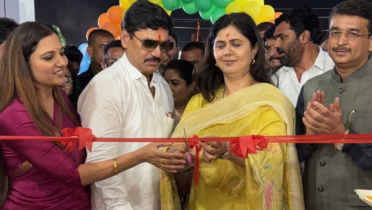 मला डॉक्टर व्हायचं होतं पण…, पंकजा मुंडेंनी व्यक्त केली खंत, म्हणाल्या धनुभाऊ भाग्यवान कारण…