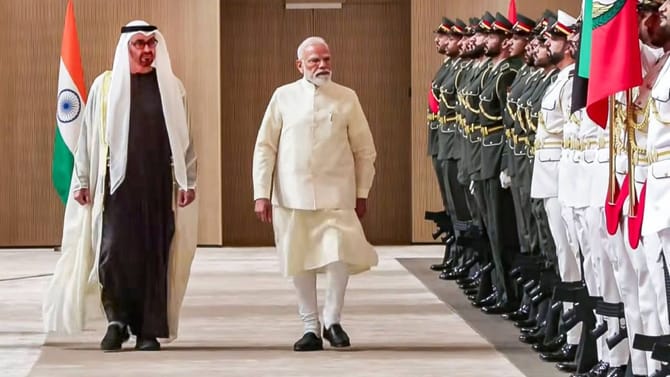 पीएम मोदी 5 देशांच्या दौऱ्यावर, भारताच्या 1000 रुपयांची किंमत किती?