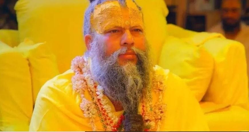 प्रेमानंदजी महाराजांनी या प्रश्नाचे उत्तर दिलेले आहे. तुमचे मन पूजा करताना एकाग्र होत नसेल तर नकारात्मक होण्याची गरज नाही, असे ते सांगतात. तसेच तुम्ही देखावा करण्याऐवजी प्रांजळ मनाने देवाची भक्ती करा, असेही ते सांगतात.