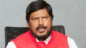 नीट परीक्षा पेपर फुटीला जबाबदार कोण? आठवलेंची पहिली प्रतिक्रिया.