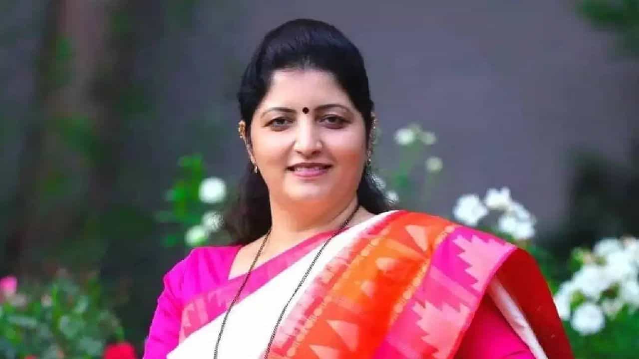 खरात प्रकरणात एसआयटीने नेमके कोणते प्रश्न विचारले? चौकशीनंतर रुपाली चाकणकर यांची पहिली प्रतिक्रिया