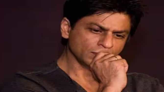 Shahrukh Khan : मध्यरात्री स्वत:च्या हाताने खोदली कबर, हमसून हमसून रडला शाहरूख.. आकांत पाहून कुटुंबियही झाले सुन्न !