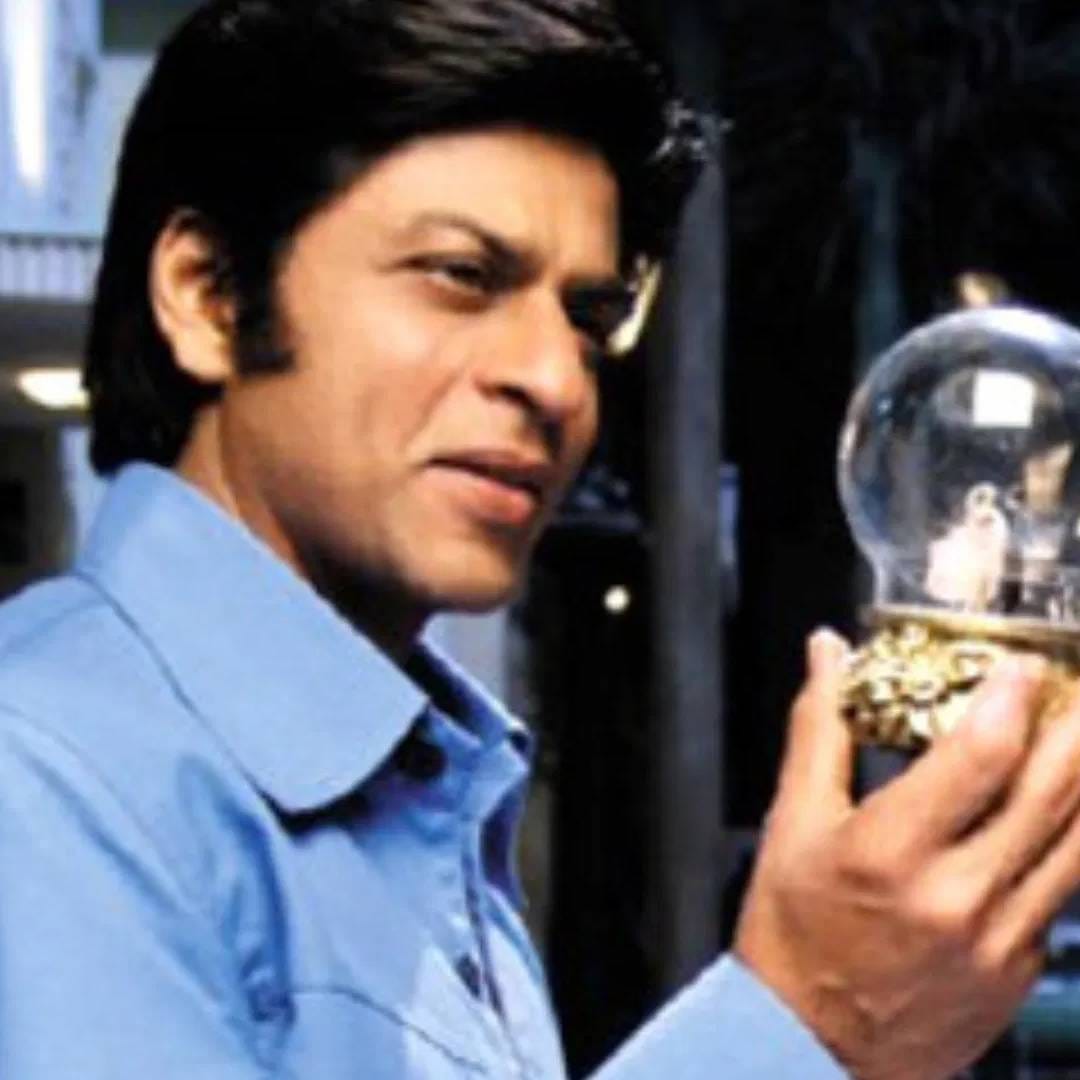 त्यावेळी हे गाणं लोकप्रिय ठरलेलं. त्याशिवाय आतापर्यंत असं एकही गाणं आलेलं नाही, ज्यात इतके सारे स्टार्स असतील. हे गाणं युट्यूबवरही मोठ्या प्रमाणात पाहिलं गेलं. त्याला 426 मिलियन व्यूज मिळाले. चित्रपटातील दुसरी गाणी सुद्धा हिट ठरली.