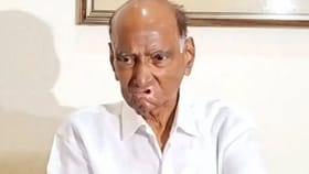 देश मोठ्या संकटाच्या उंबरठ्यावर? पवारांनी केली मोदींकडे मोठी मागणी