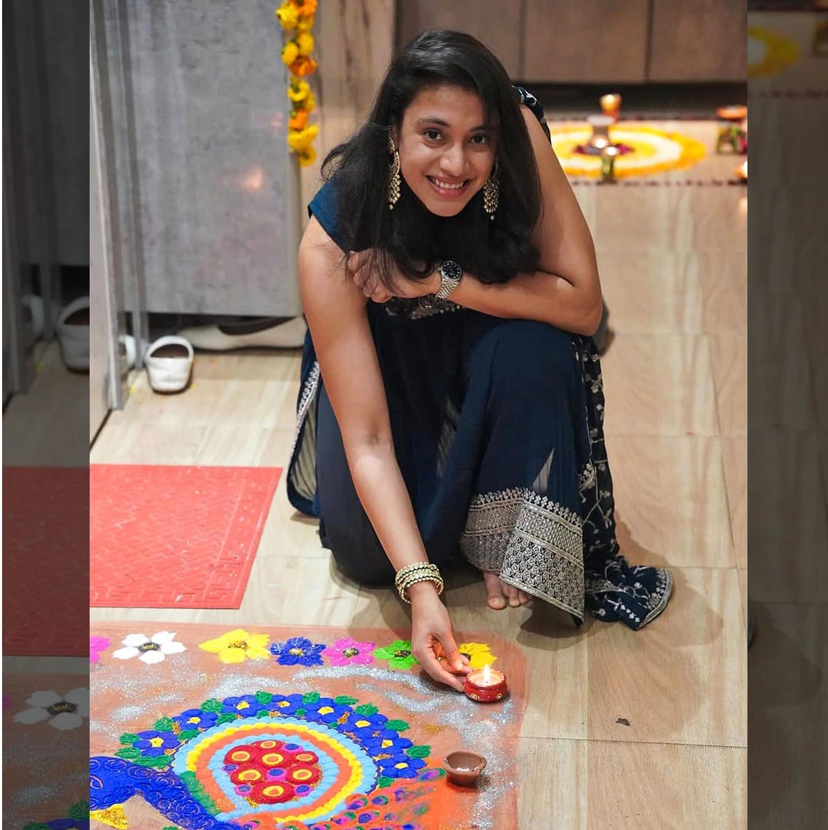  स्मृतीने तिच्या घराला सिंपल ठेवले आहे. यास रॉ आणि रिअर बनवले आहे. जास्त सजावट केलेली नाही. कारण हे घर दोन अपार्टमेंटना एकत्र करुन तयार केले आहे. त्यामुळे हे अधिक मोकळे आणि हवेशीर आहे.यात स्पेस अधिक आहे.