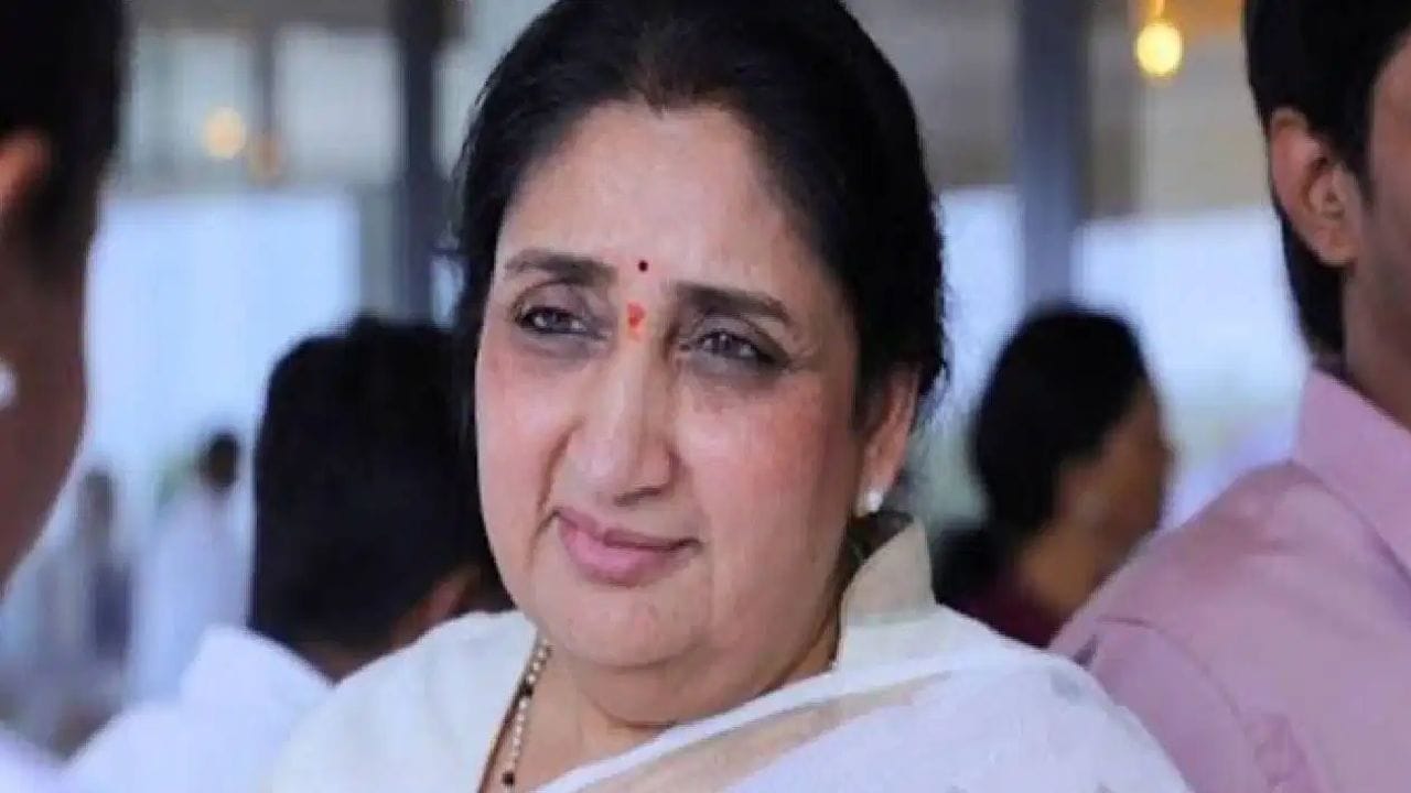 राष्ट्रवादी अजित पवार गटातून मोठी बातमी; बड्या नेत्याला थेट राजीनामा देण्यास सांगितलं, राजकीय वर्तुळात खळबळ राष्ट्रवादी अजित पवार गटातून मोठी बातमी; बड्या नेत्याला थेट राजीनामा देण्यास सांगितलं, राजकीय वर्तुळात खळबळ
