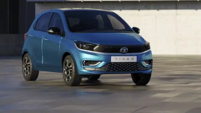 टाटाचा मोठा धमाका! अवघ्या 4.69 लाखांत लाँच झाली नवीन Tata Tiago Facelift