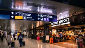 Airport Rules : विमानतळावर सेल्फी काढणं पडणार महागात, DGCA चे नवे नियम.