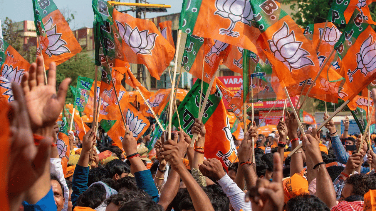 भाजपला मोठा धक्का; महिला शहराध्यक्षांसह संपूर्ण कार्यकारिणीचा थेट राजीनामा, पक्षांतर्गत वाद अचानक उफाळला
