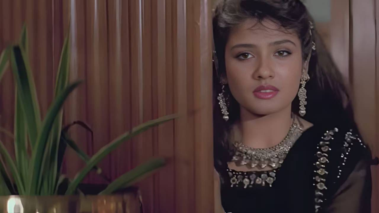 फक्त २ कोटी रुपयांच्या बजेटमध्ये तयार झालेल्या 'दिलवाले' चित्रपटाने जगभरात सुमारे १२ कोटी रुपयांचा व्यवसाय केला, जो त्या काळाच्या हिसाबाने मोठी यशस्वी मानला गेला. चित्रपटाने बॉक्स ऑफिसवर शानदार कामगिरी केली आणि सुपरहिट सिद्ध झाला. जरी चित्रपटाची कथा लोकांना आवडली, तरी त्याची सर्वात मोठी ओळख त्याचे संगीत बनले. तीन दशकांहून अधिक काळ लोटल्यानंतरही 'जीता था जिसके लिए' सारखी गाणी हे सिद्ध करतात की चांगली धून, खरे जज्बात आणि उत्तम आवाज कधीही जुने होत नाहीत.